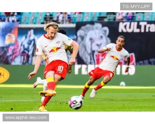 莱比锡红牛如何应对突发危机？解析俱乐部逆境中的制胜之道，球员关系危机处理全记录